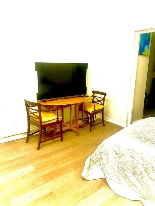 Chic Studio In Leicester Sqaure! Londres Exterior foto