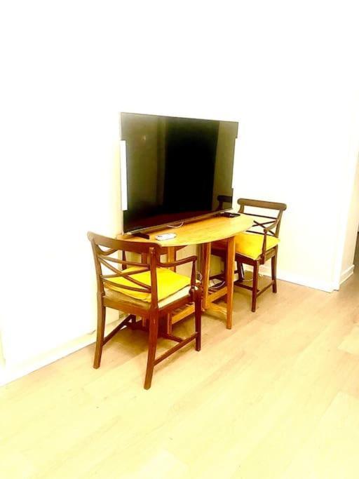 Chic Studio In Leicester Sqaure! Londres Exterior foto